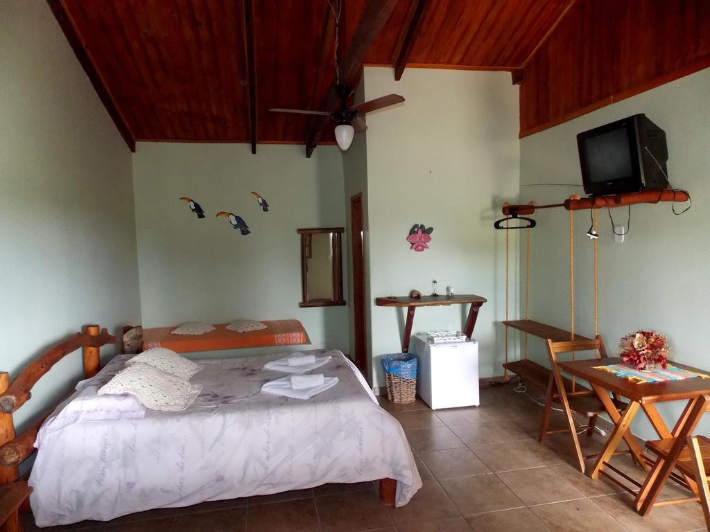 Pousada Vila Dos Ipes Cavalcante Habitación foto